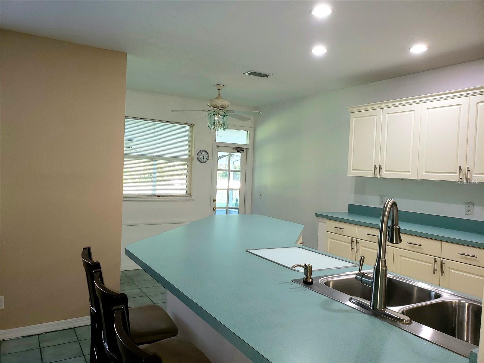 5709 33RD ST E, BRADENTON, FL, 34203