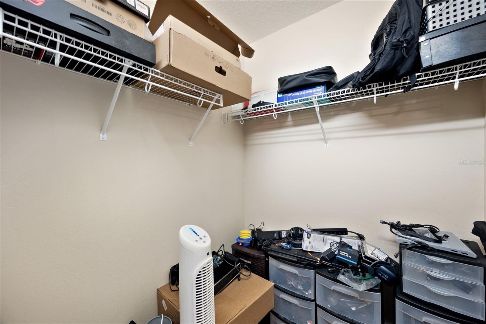 184 VALENCIA CIR, ST PETERSBURG, FL, 33716