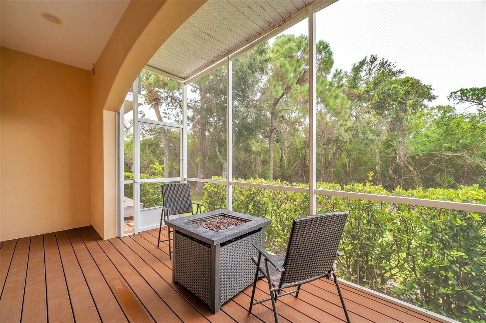 184 VALENCIA CIR, ST PETERSBURG, FL, 33716