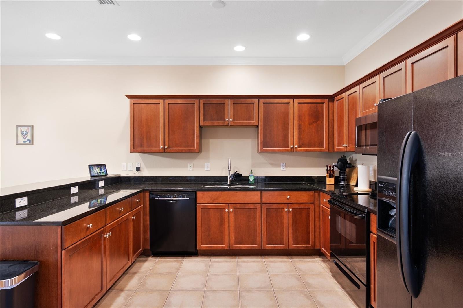 184 VALENCIA CIR, ST PETERSBURG, FL, 33716