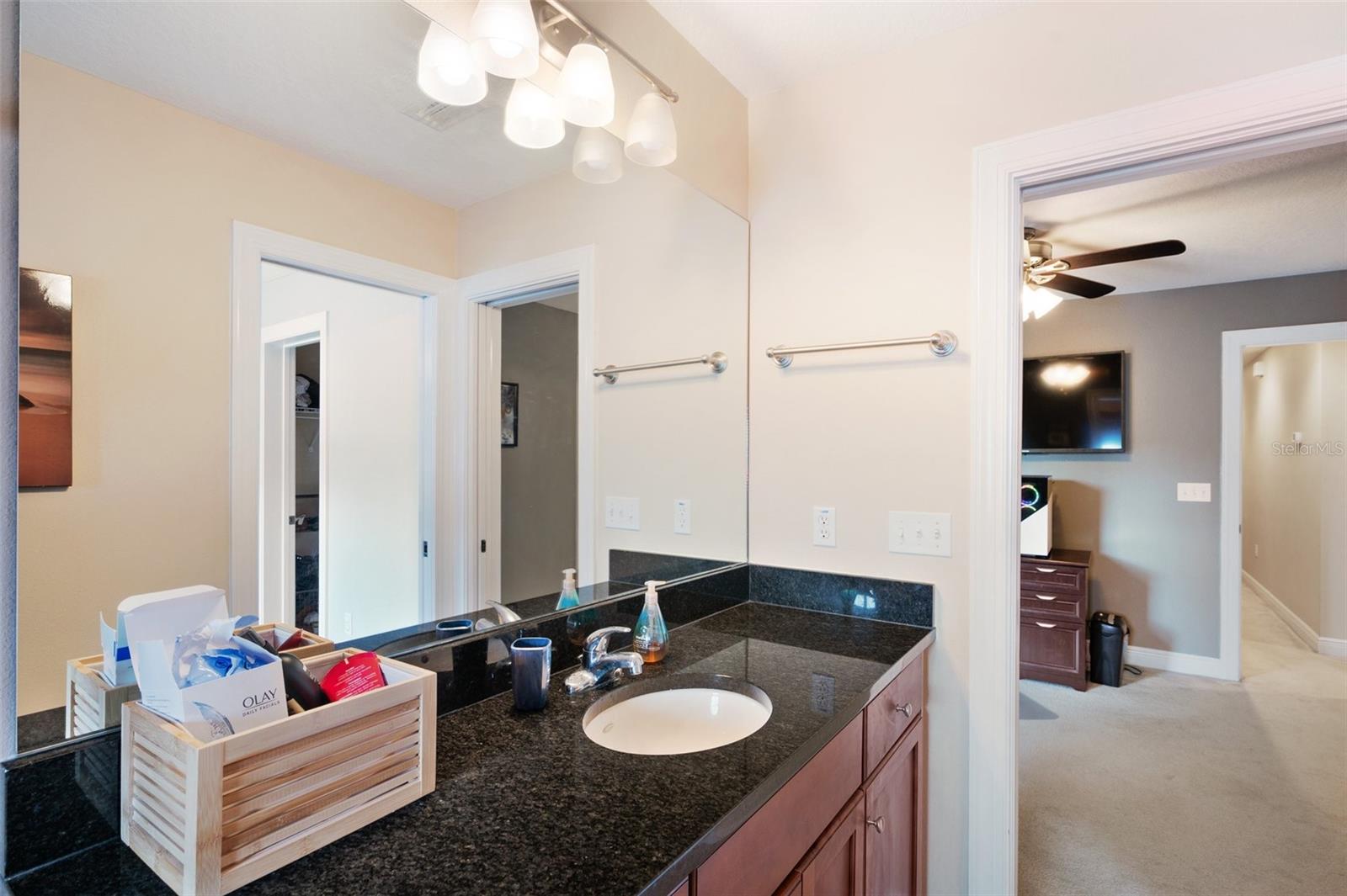 184 VALENCIA CIR, ST PETERSBURG, FL, 33716