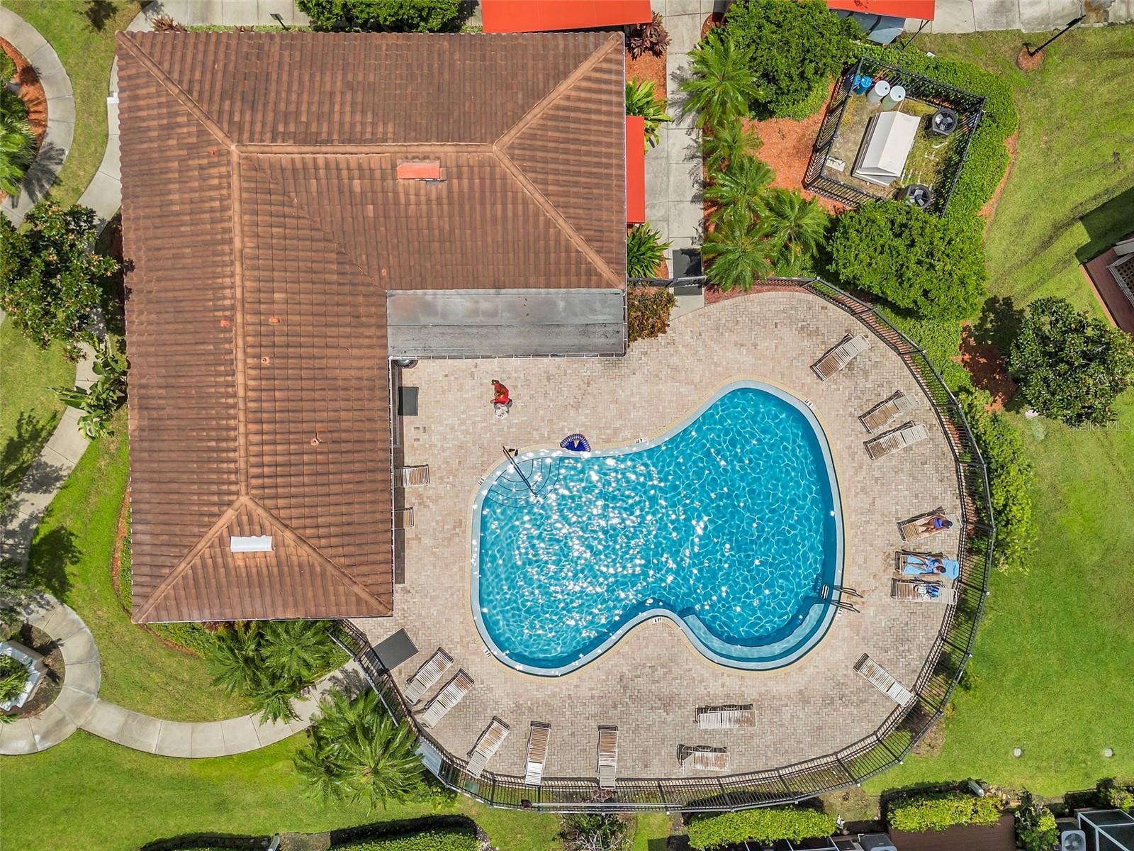 184 VALENCIA CIR, ST PETERSBURG, FL, 33716