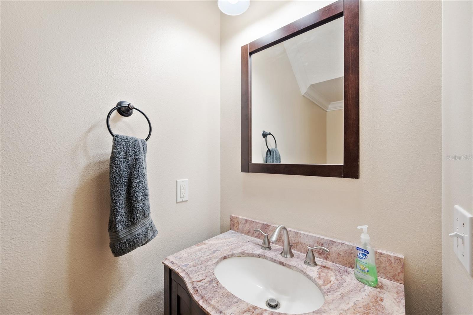 184 VALENCIA CIR, ST PETERSBURG, FL, 33716