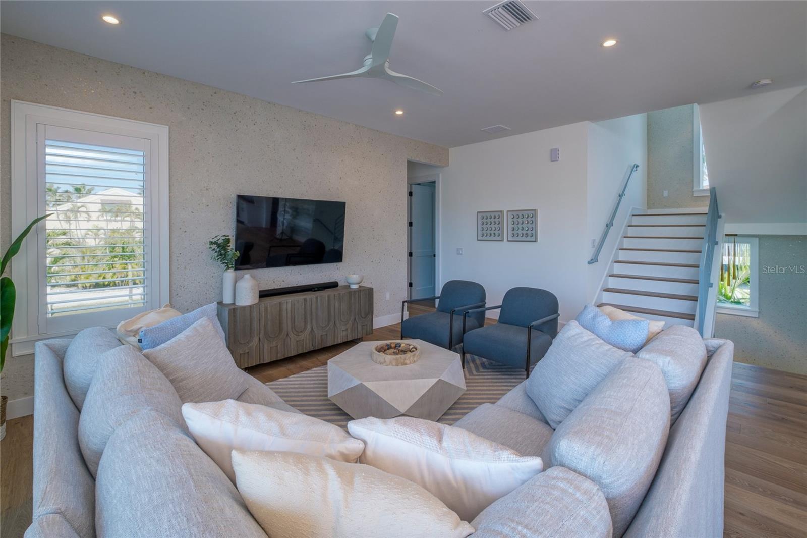 3702 5TH AVE, HOLMES BEACH, FL, 34217