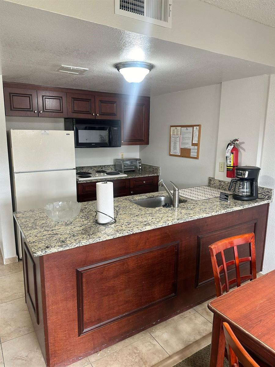 6337 PARC CORNICHE DR #2305, ORLANDO, FL, 32821