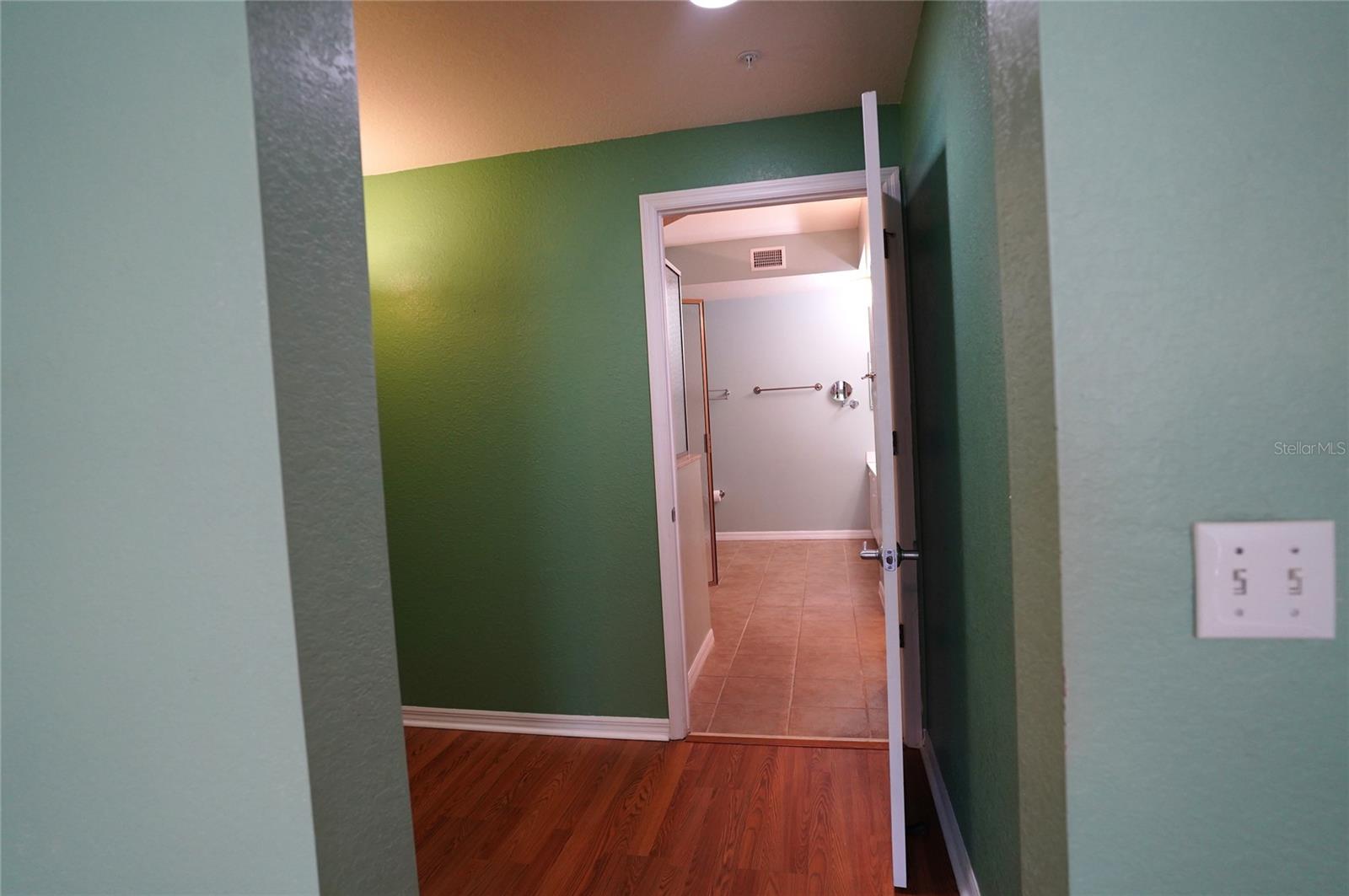 5123 MELBOURNE ST #D104, PORT CHARLOTTE, FL, 33980