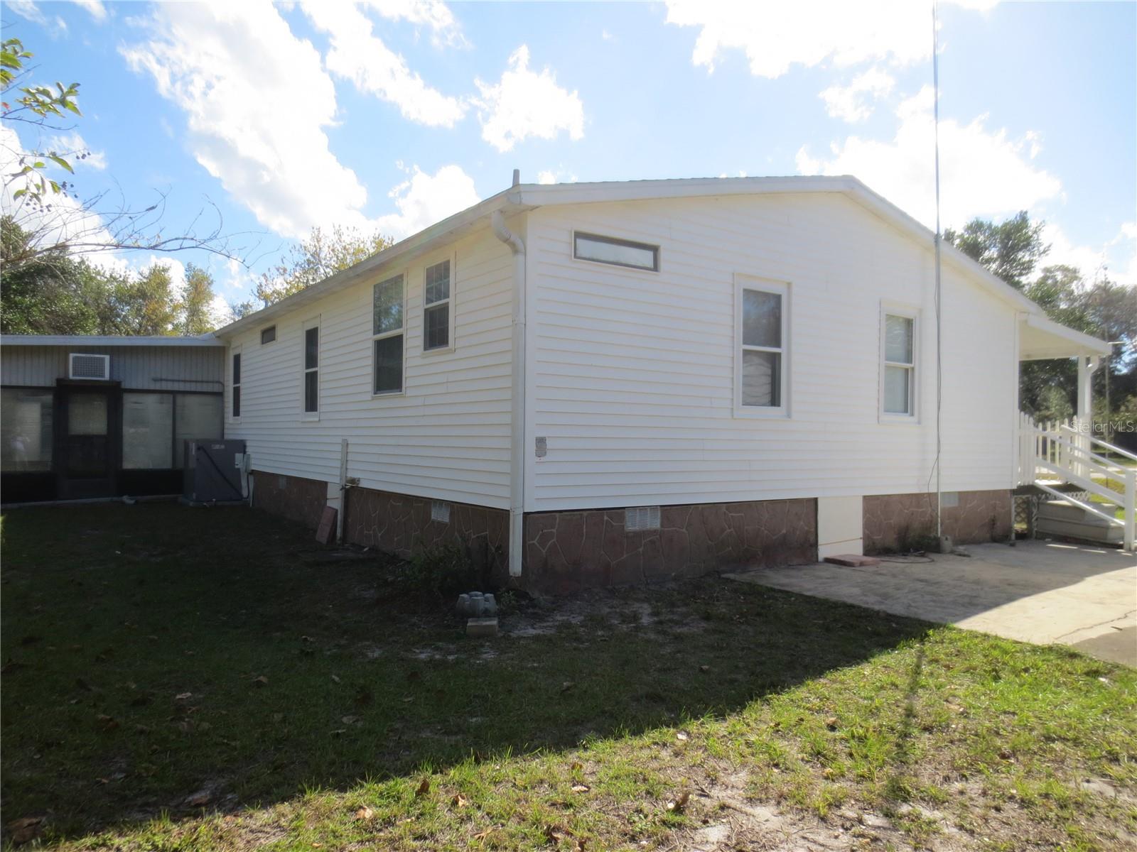 18675 SE 55TH PL, OCKLAWAHA, FL, 32179