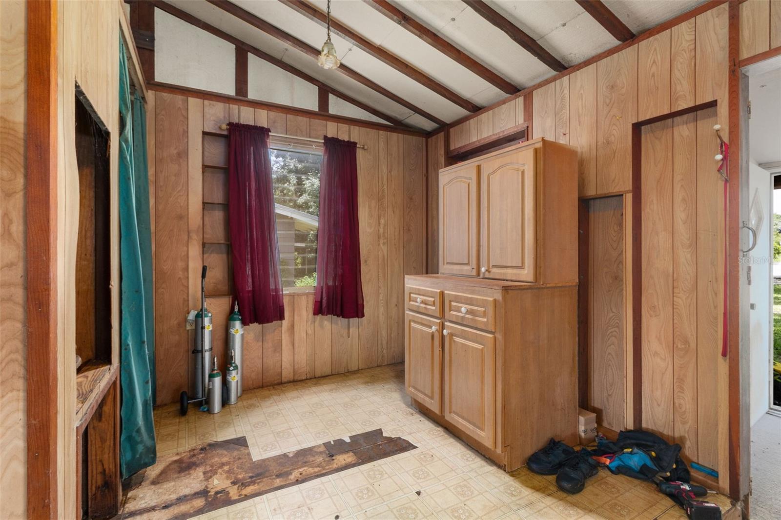 15184 HERNANDO AVE, NOBLETON, FL, 34661