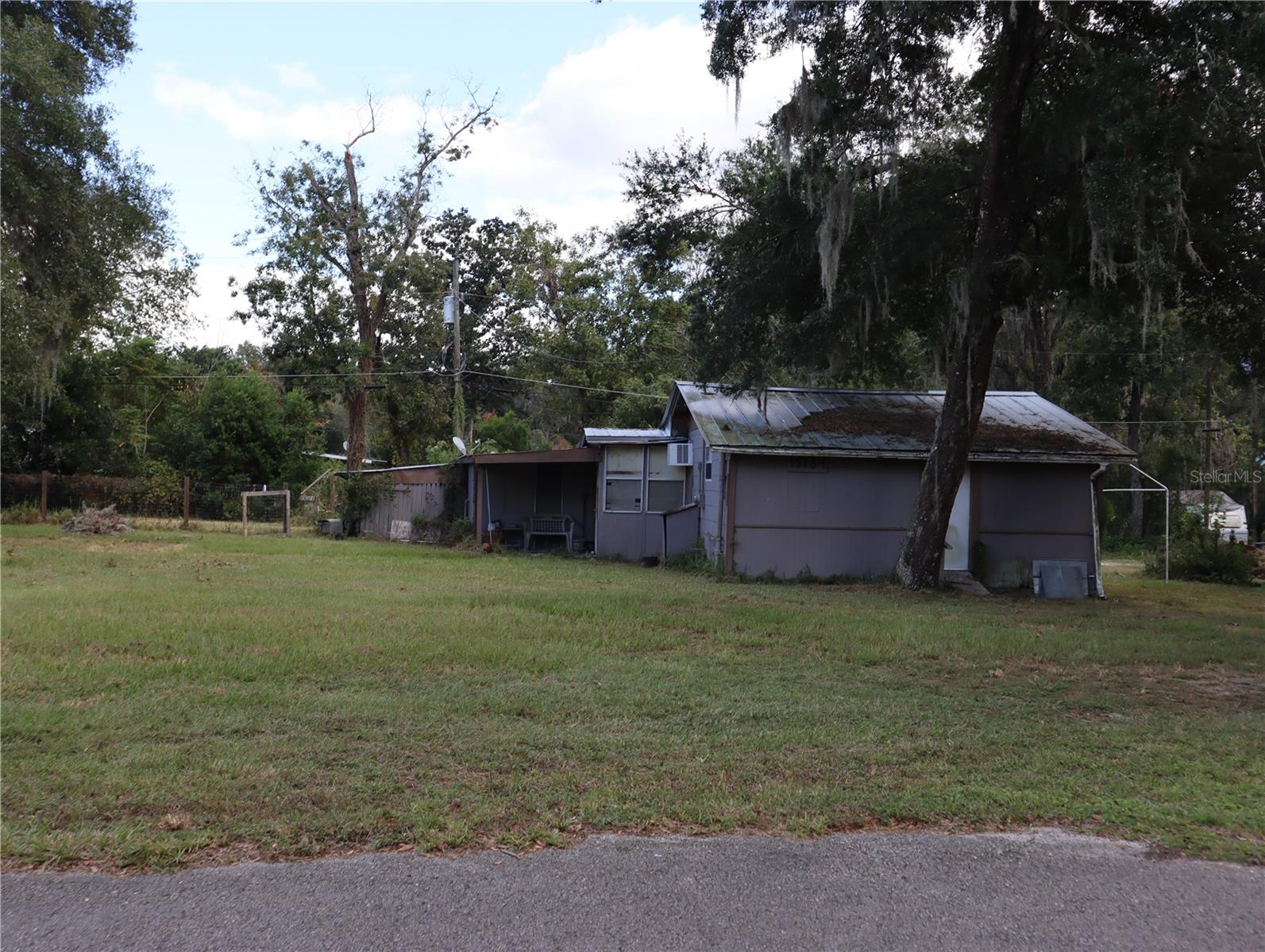 15184 HERNANDO AVE, NOBLETON, FL, 34661
