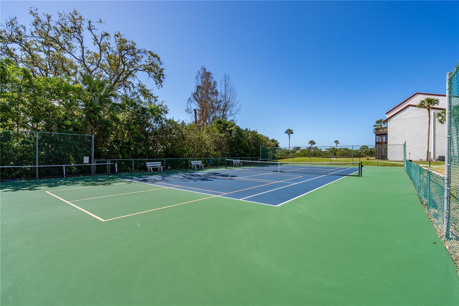 1602 STICKNEY POINT RD #305, SARASOTA, FL, 34231