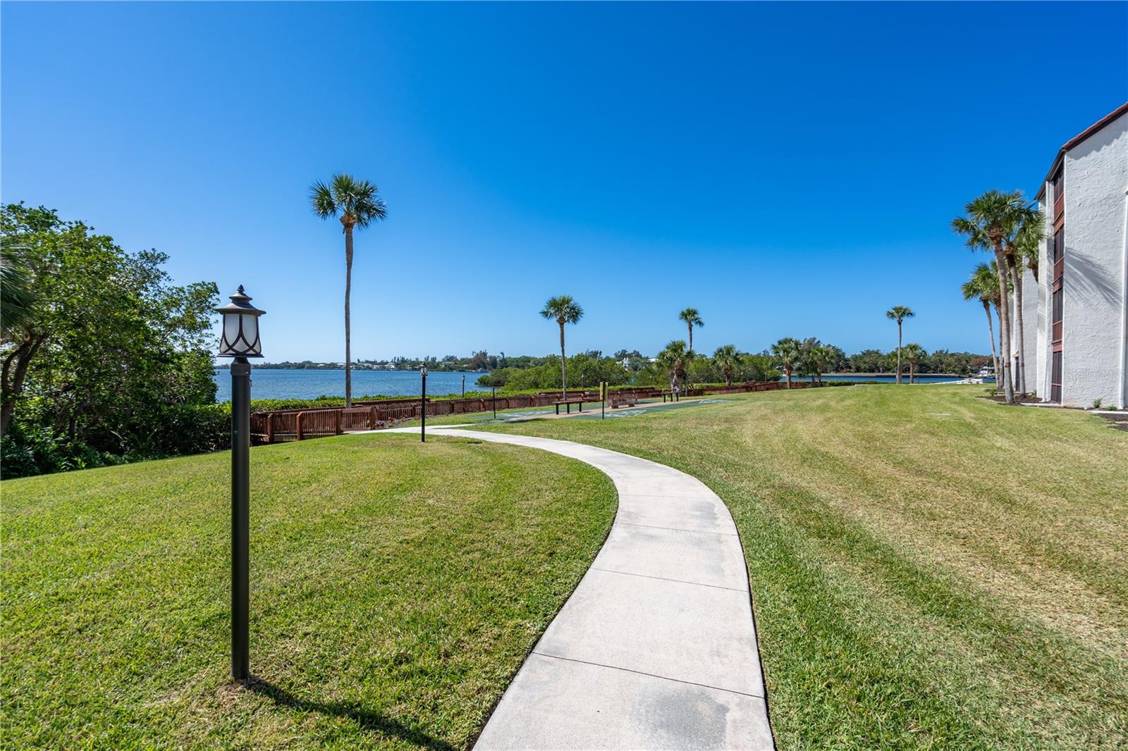 1602 STICKNEY POINT RD #305, SARASOTA, FL, 34231