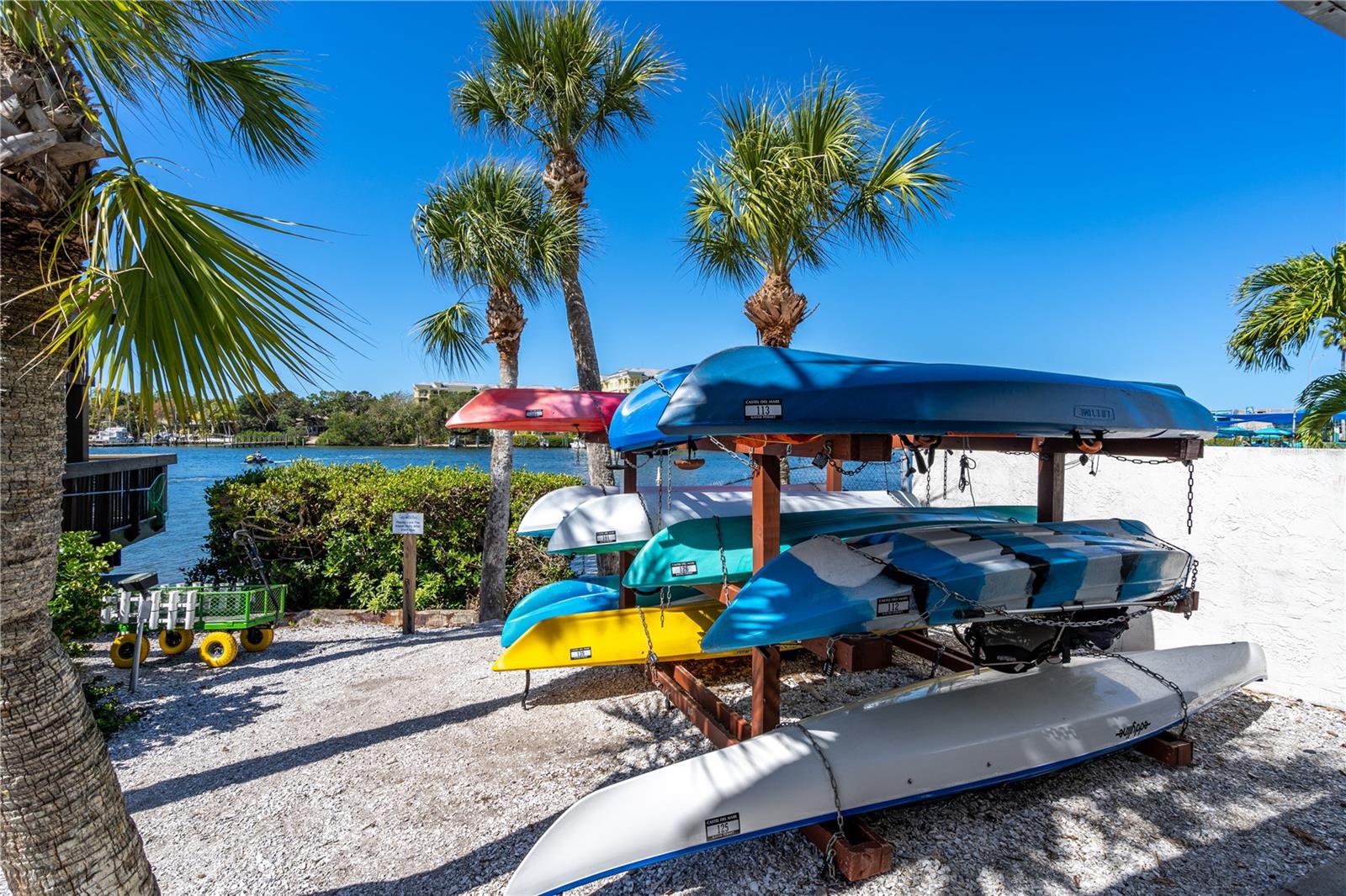 1602 STICKNEY POINT RD #305, SARASOTA, FL, 34231