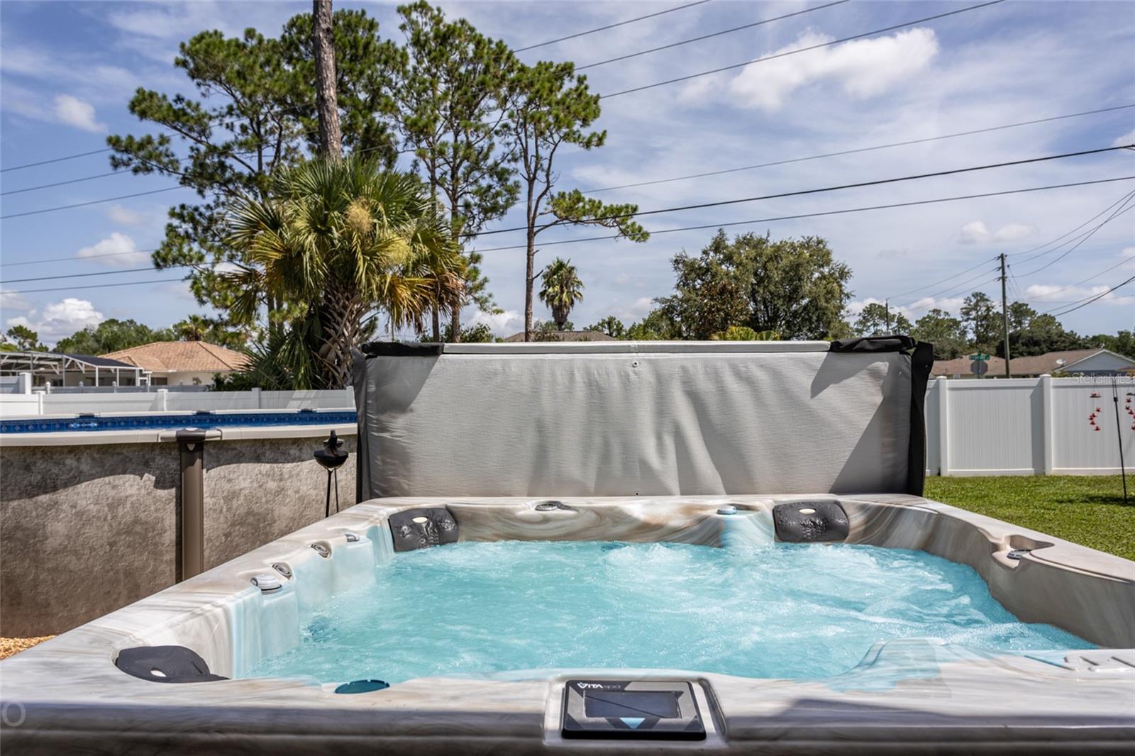 27 RIVIERE LN, PALM COAST, FL, 32164