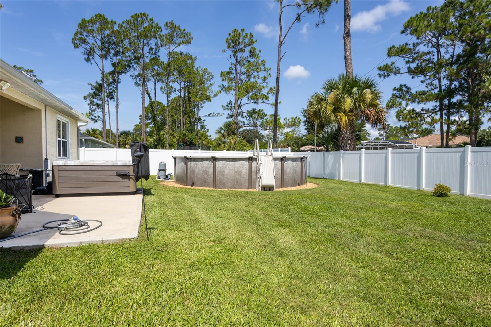 27 RIVIERE LN, PALM COAST, FL, 32164