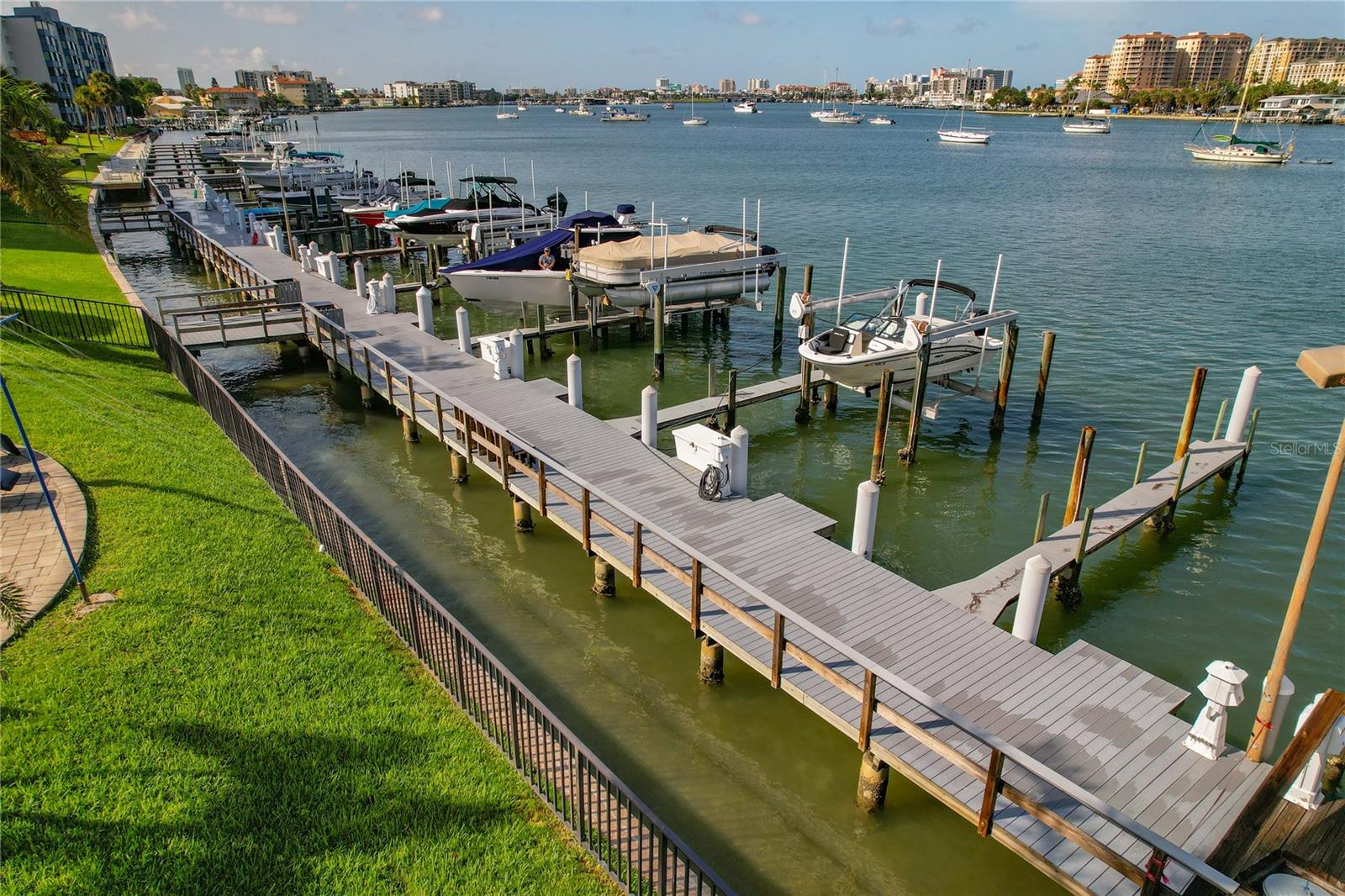 660 ISLAND WAY #301, CLEARWATER BEACH, FL, 33767