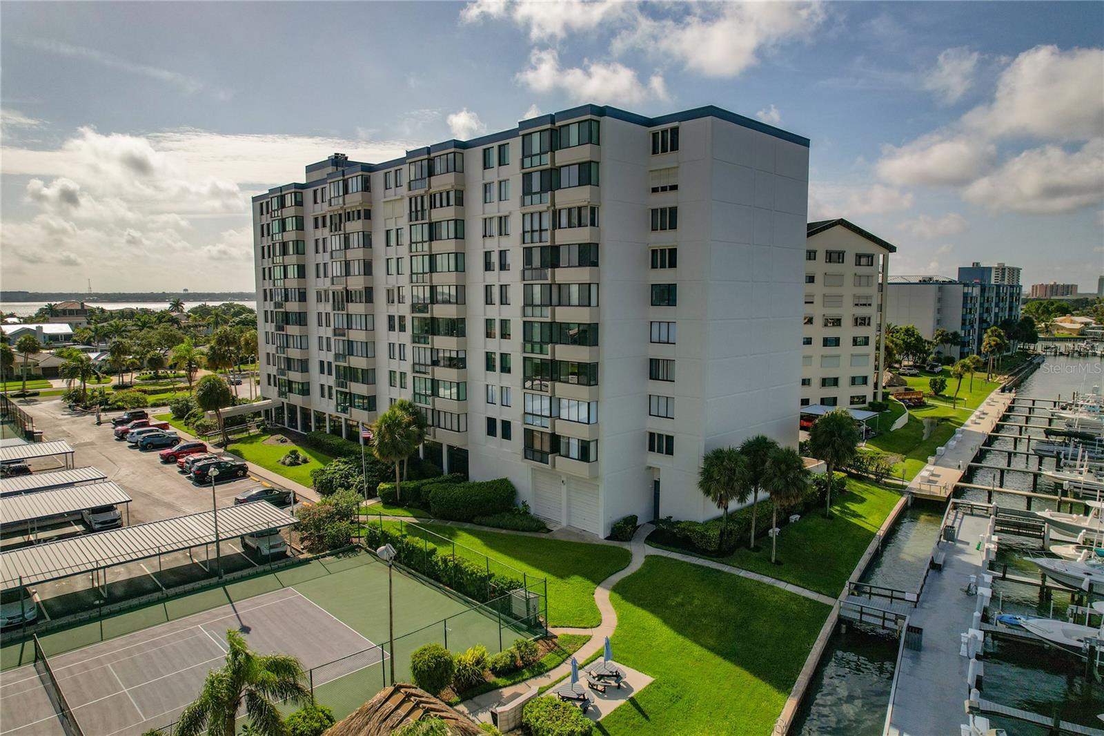 660 ISLAND WAY #301, CLEARWATER BEACH, FL, 33767