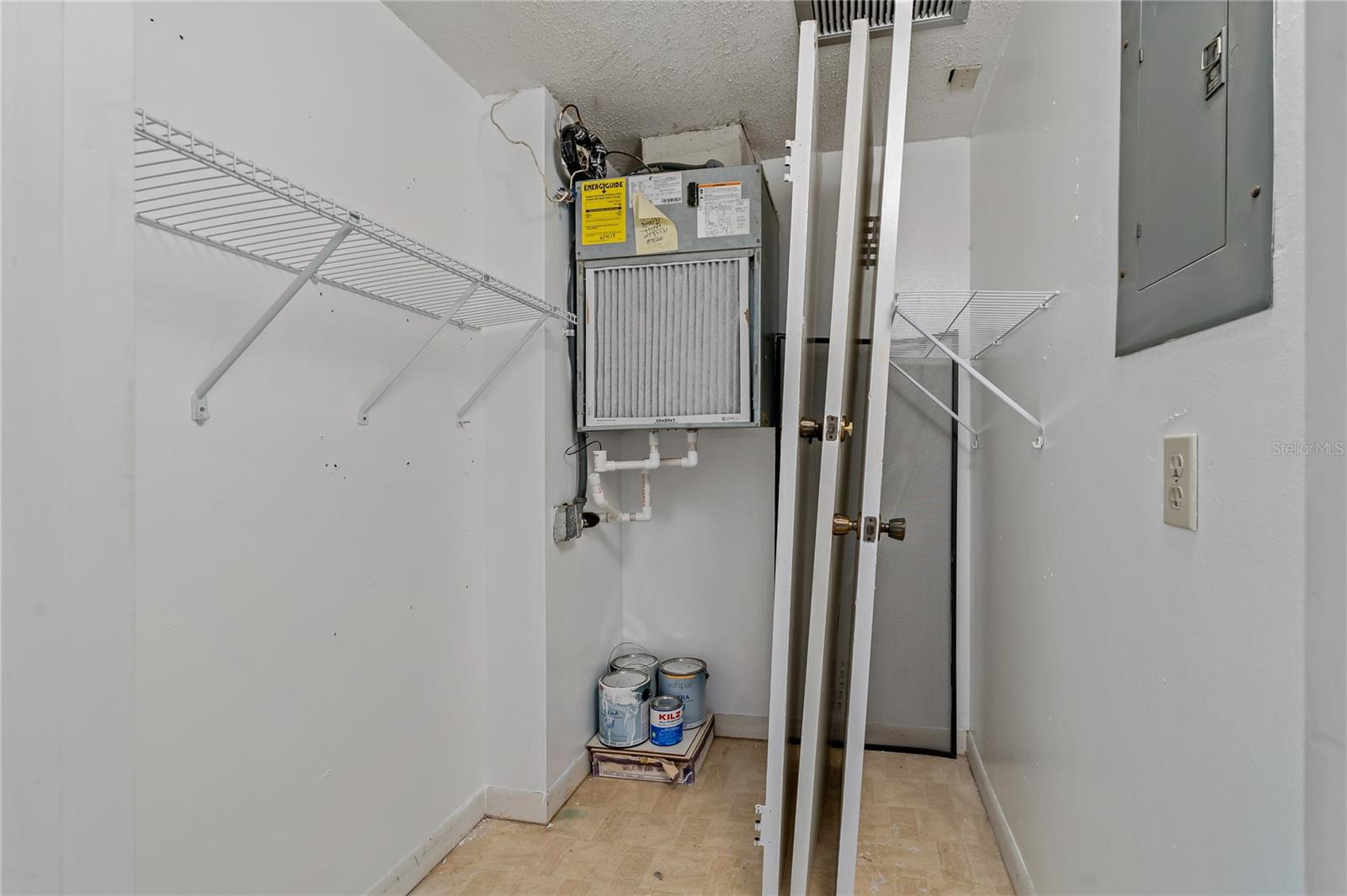 660 ISLAND WAY #301, CLEARWATER BEACH, FL, 33767