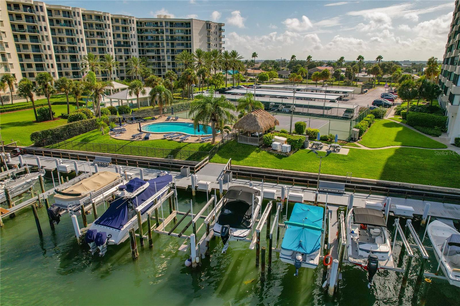 660 ISLAND WAY #301, CLEARWATER BEACH, FL, 33767
