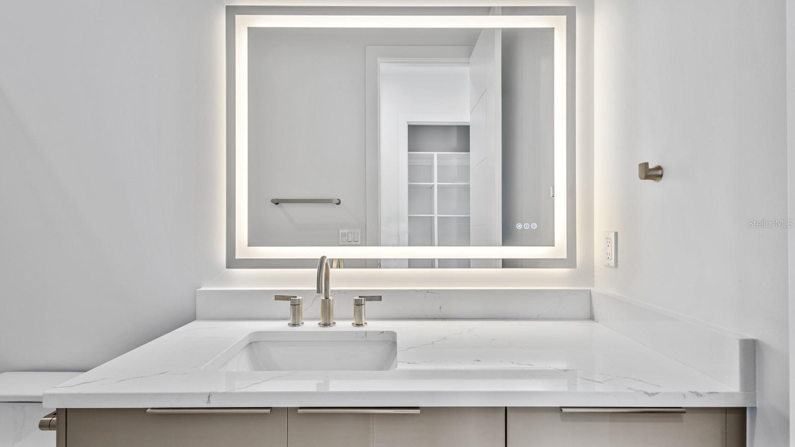 705 W AMELIA AVE, TAMPA, FL, 33602