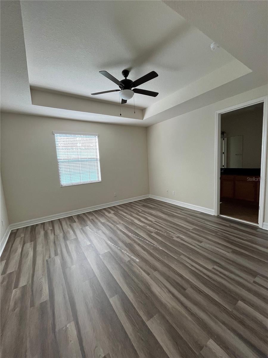9945 EAGLE CREEK CENTER BLVD, ORLANDO, FL, 32832