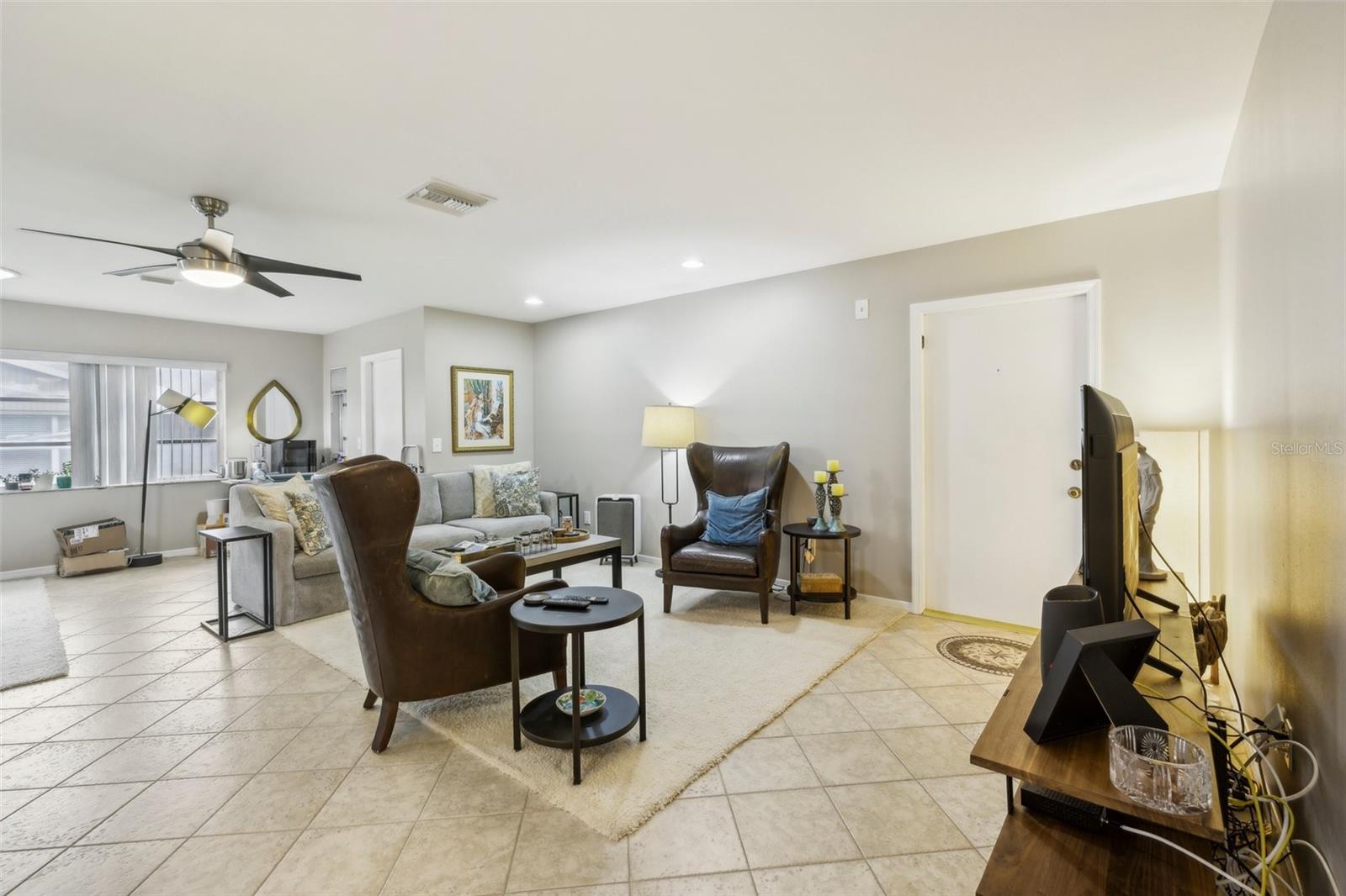 329 GRAYSTON PL #112, SUN CITY CENTER, FL, 33573