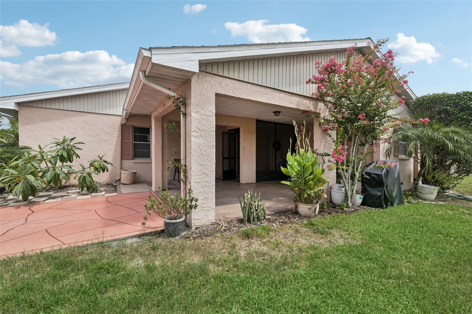 329 GRAYSTON PL #112, SUN CITY CENTER, FL, 33573
