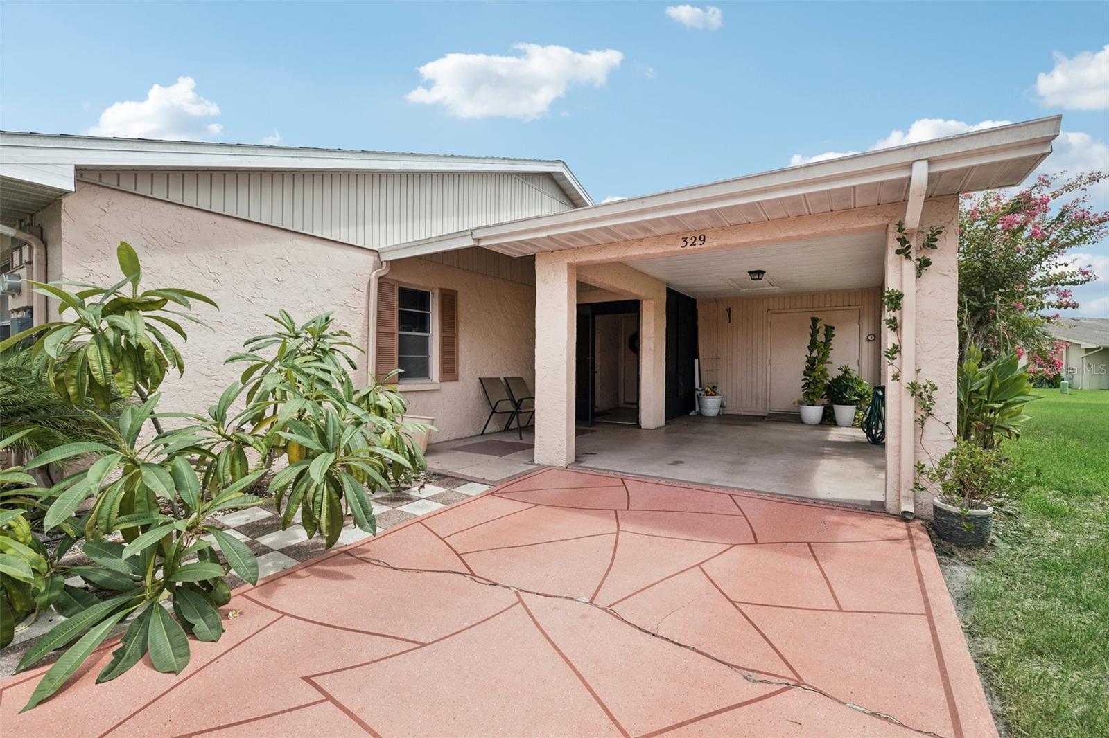 329 GRAYSTON PL #112, SUN CITY CENTER, FL, 33573