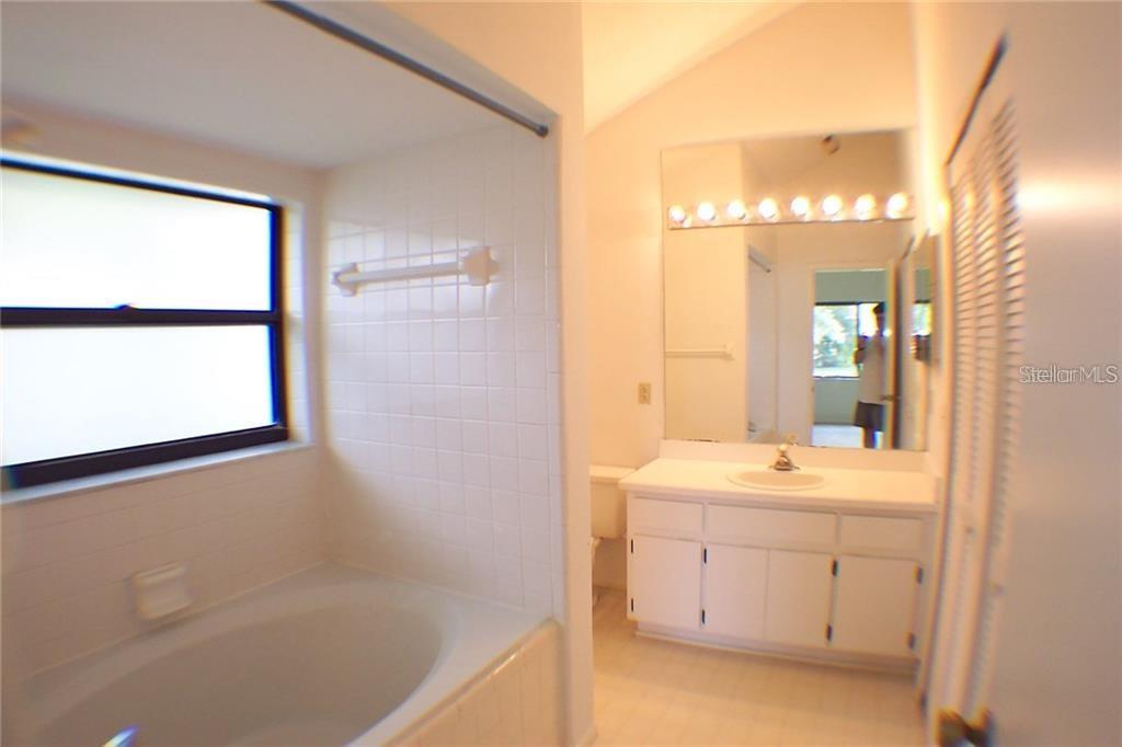 1095 DEES DR, OVIEDO, FL, 32765