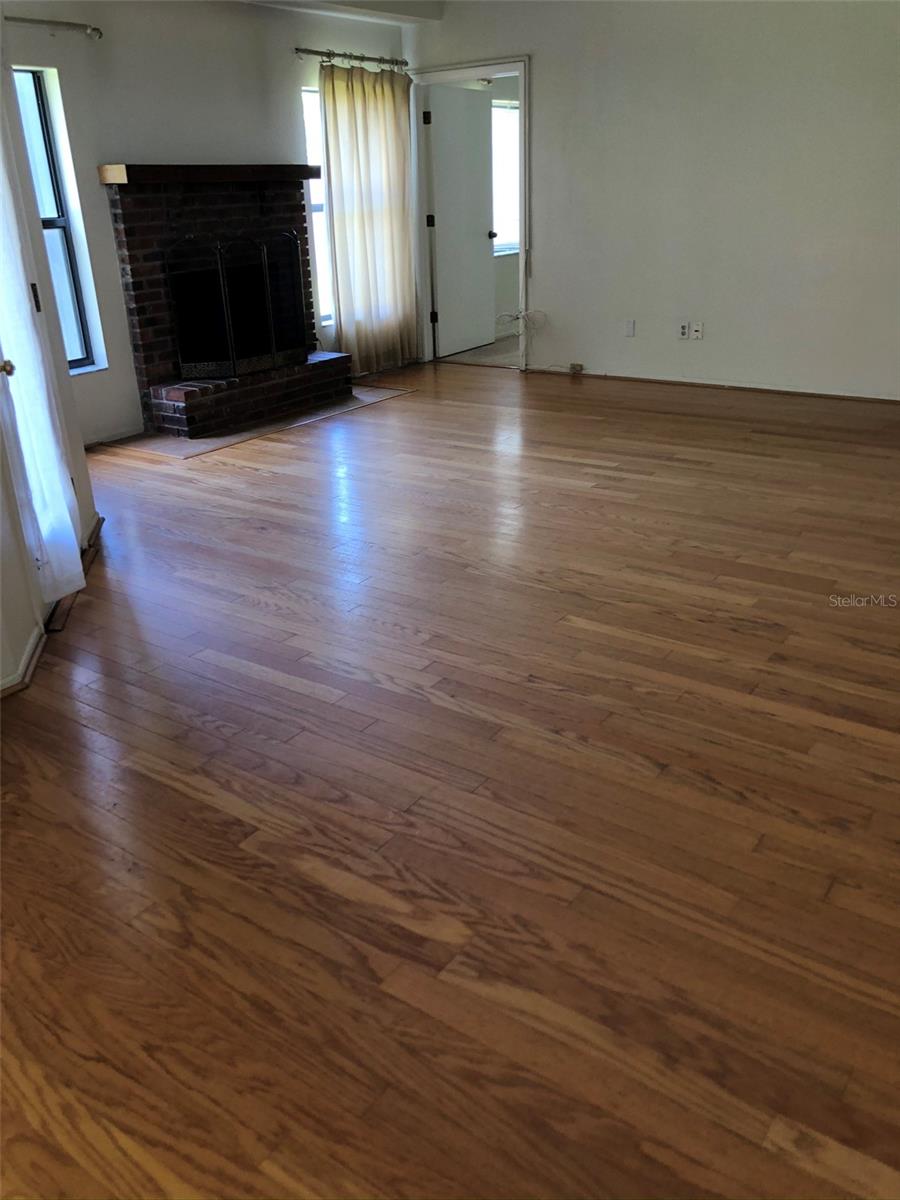 1095 DEES DR, OVIEDO, FL, 32765