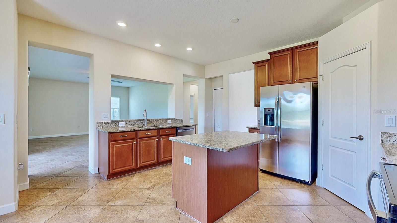 11601 MANSFIELD POINT DR, RIVERVIEW, FL, 33569