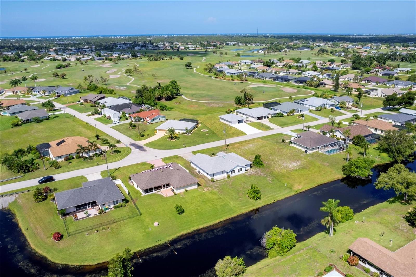 189 BUNKER RD, ROTONDA WEST, FL, 33947
