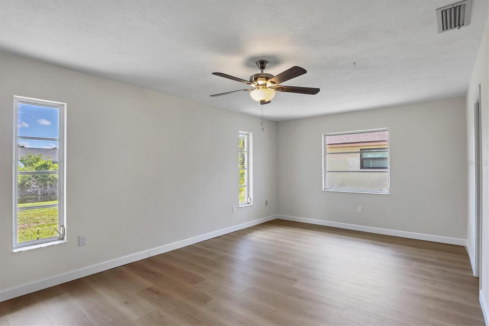 189 BUNKER RD, ROTONDA WEST, FL, 33947