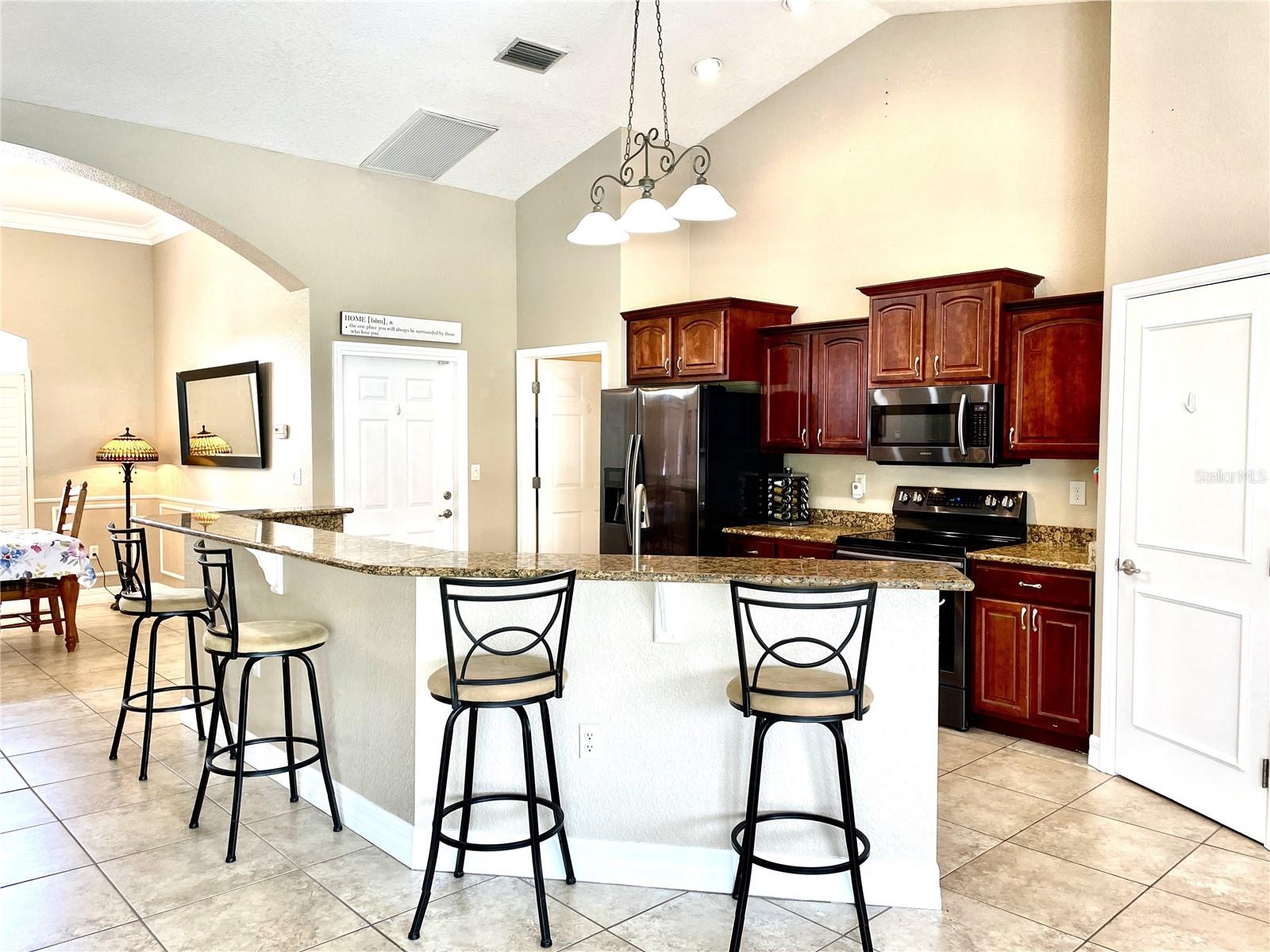 530 KENSINGTON ST, PORT CHARLOTTE, FL, 33954