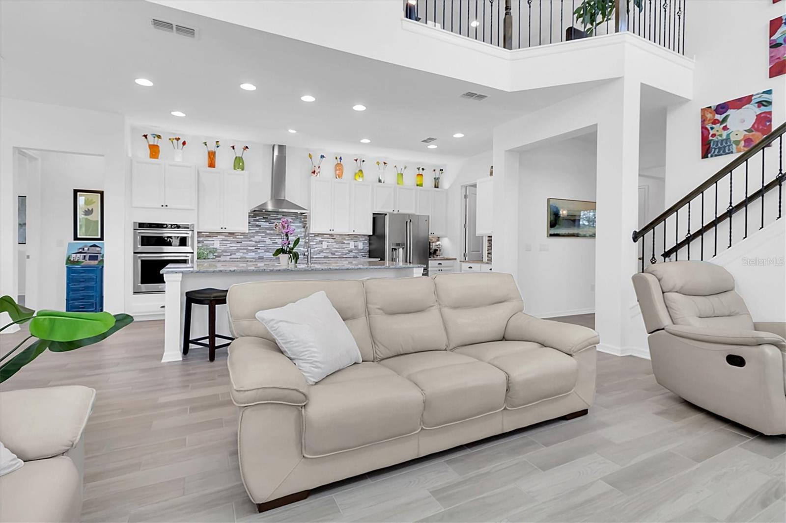 879 DE SOTO WAY, TARPON SPRINGS, FL, 34689