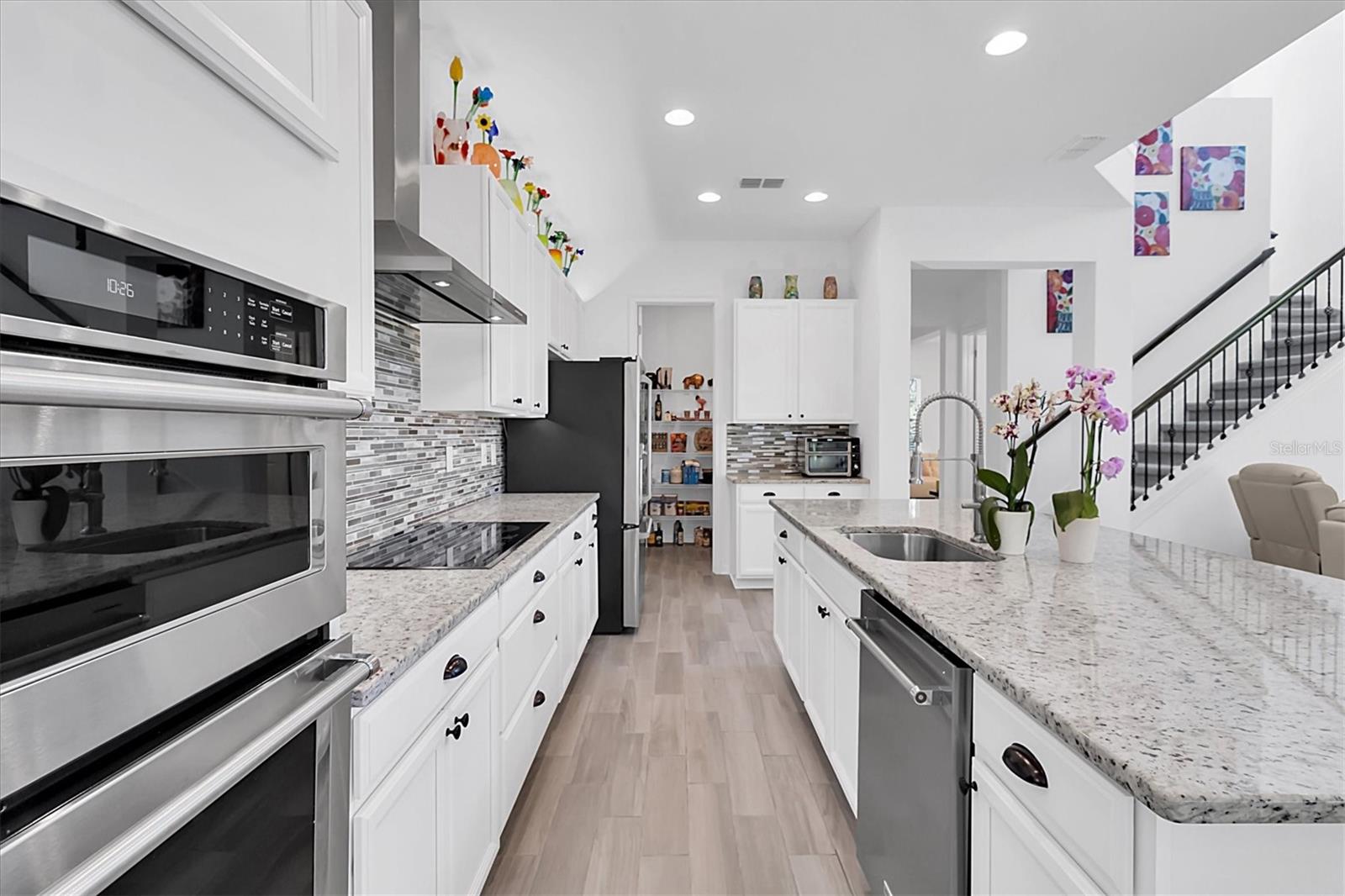 879 DE SOTO WAY, TARPON SPRINGS, FL, 34689