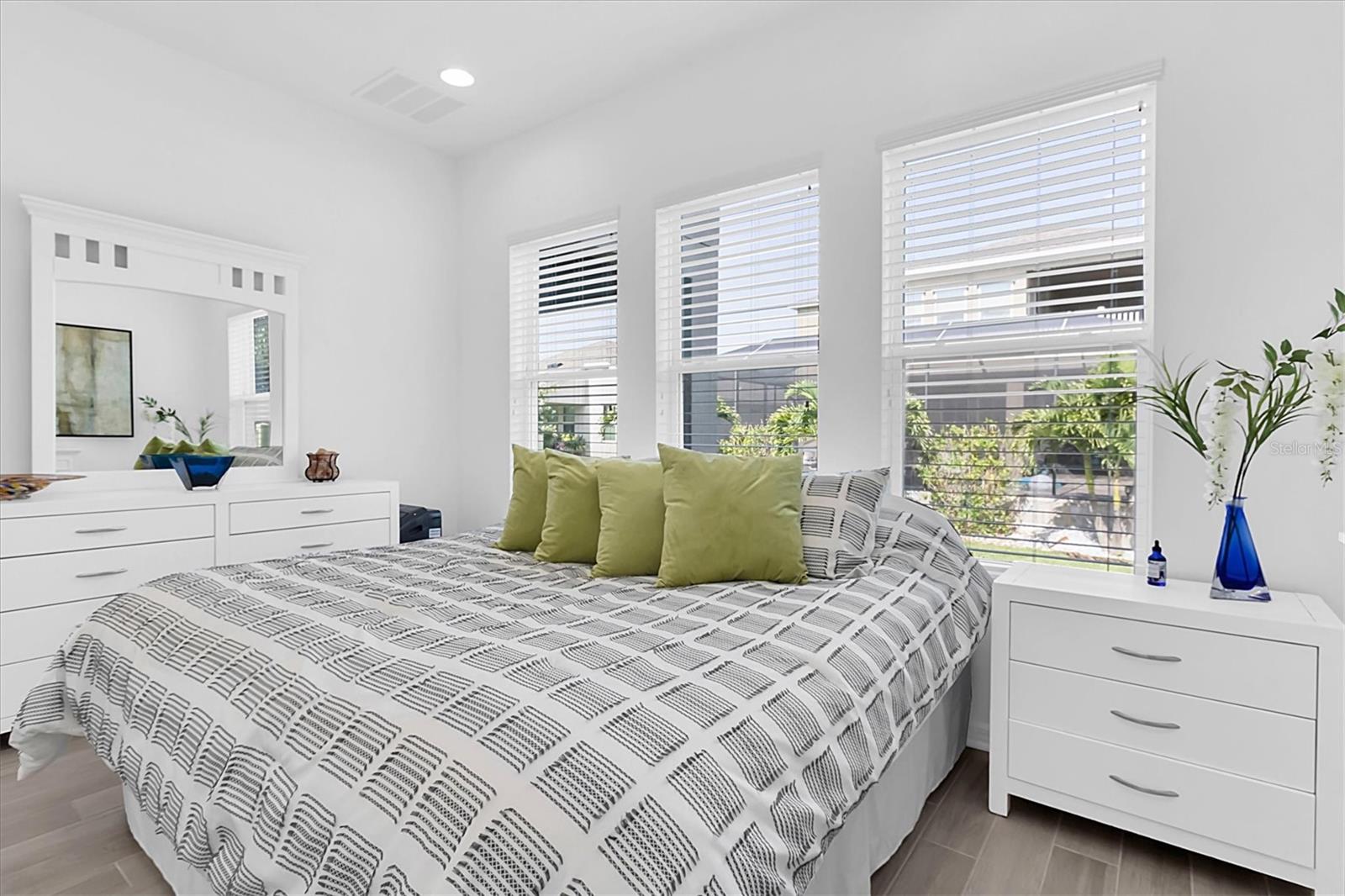 879 DE SOTO WAY, TARPON SPRINGS, FL, 34689