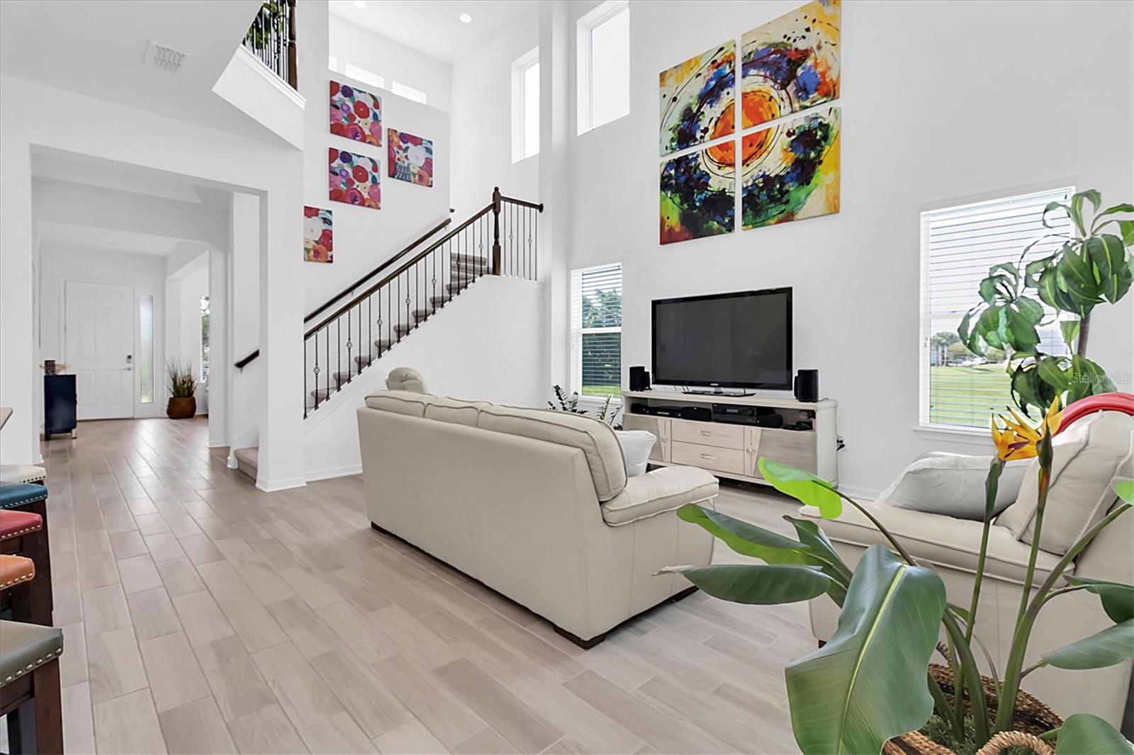 879 DE SOTO WAY, TARPON SPRINGS, FL, 34689