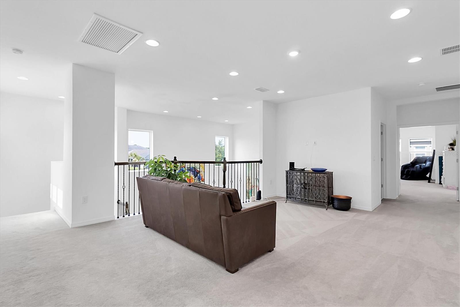 879 DE SOTO WAY, TARPON SPRINGS, FL, 34689