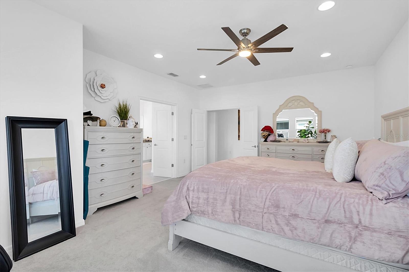 879 DE SOTO WAY, TARPON SPRINGS, FL, 34689