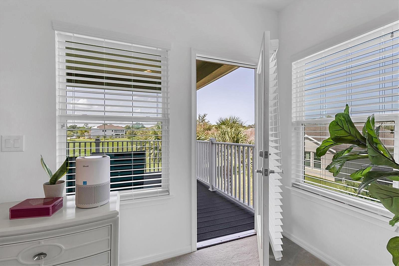 879 DE SOTO WAY, TARPON SPRINGS, FL, 34689