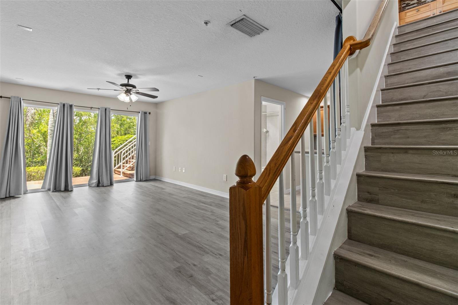4336 SPINNAKER COVE LN, TAMPA, FL, 33615