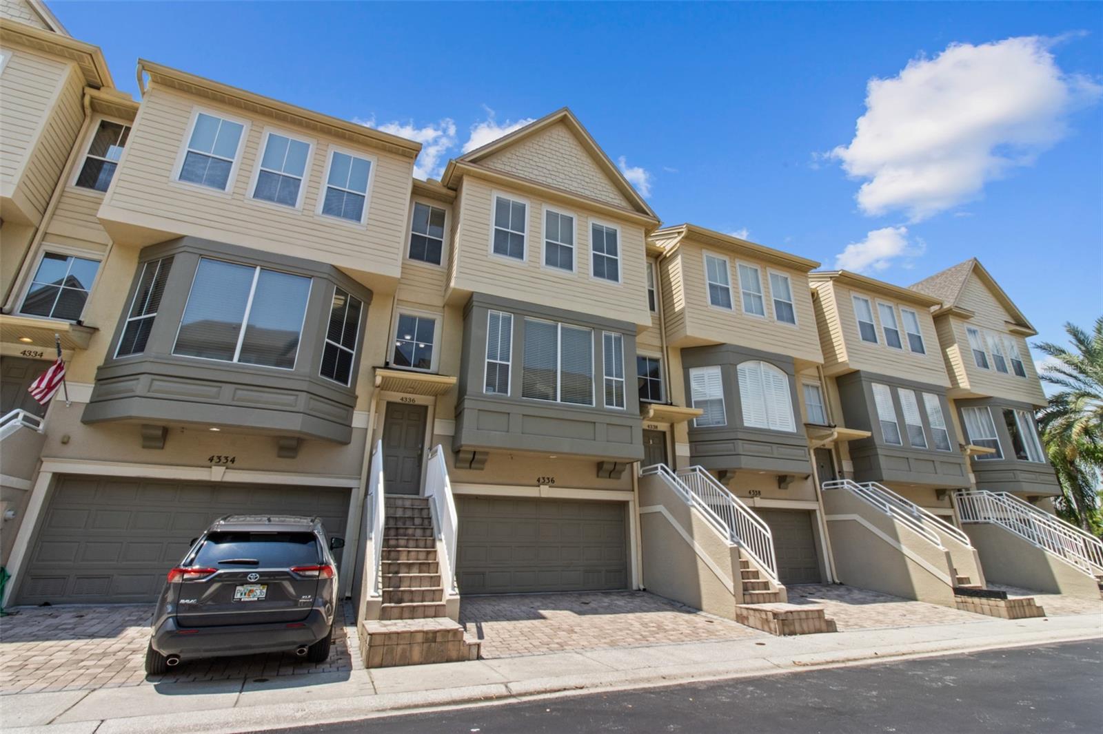 4336 SPINNAKER COVE LN, TAMPA, FL, 33615