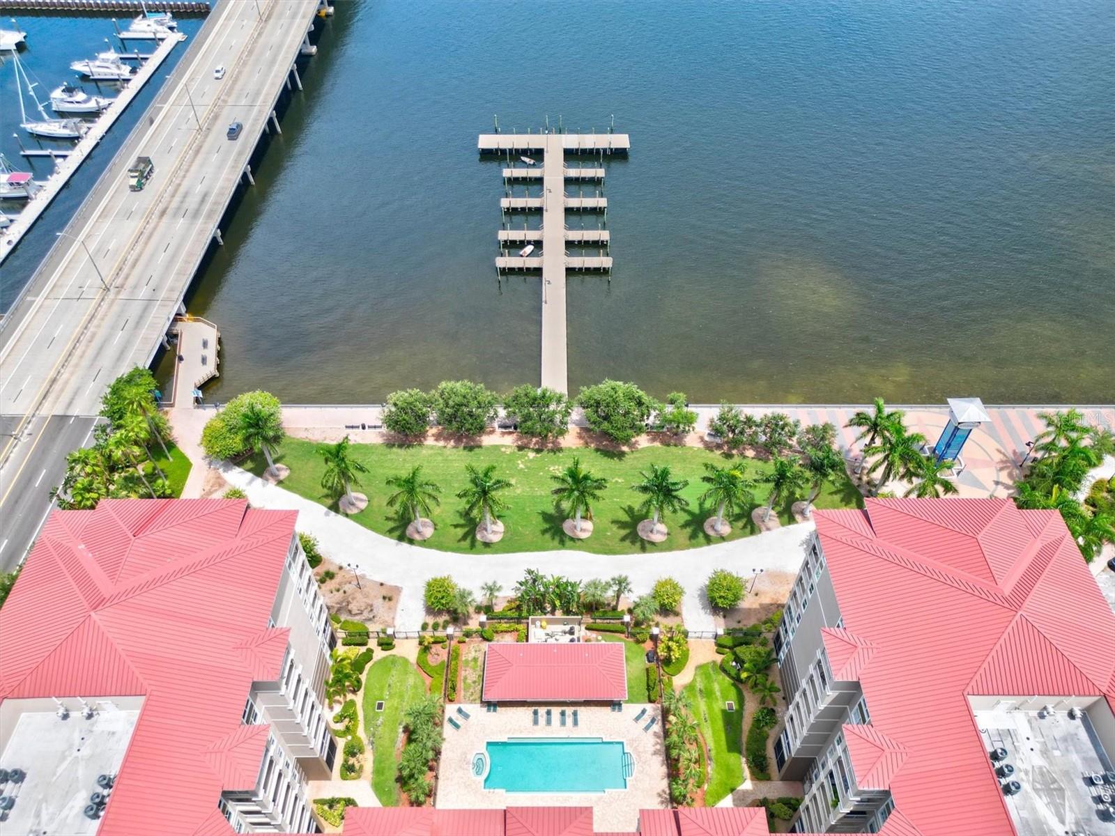 808 3RD AVE W #514, BRADENTON, FL, 34205