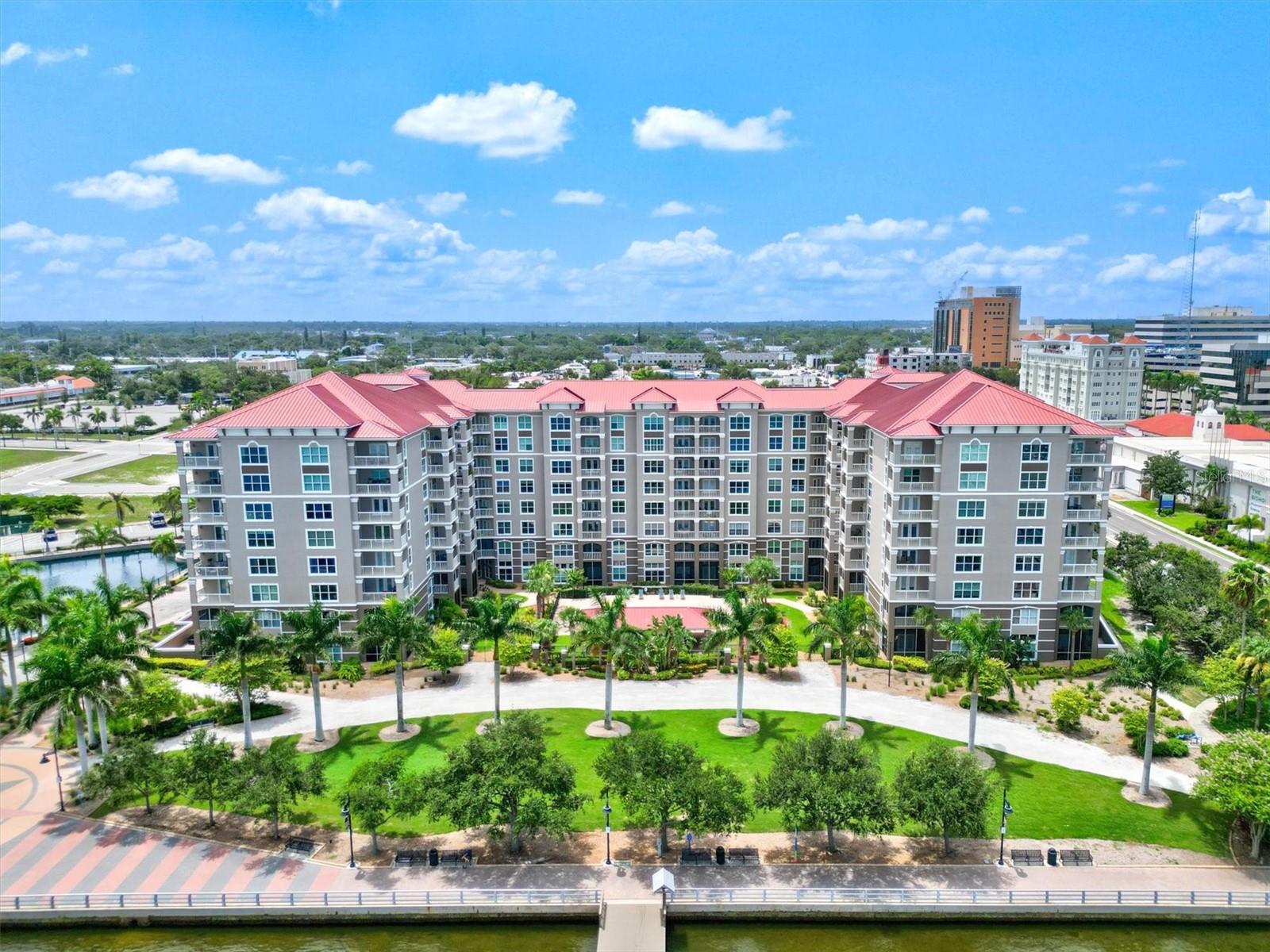 808 3RD AVE W #514, BRADENTON, FL, 34205