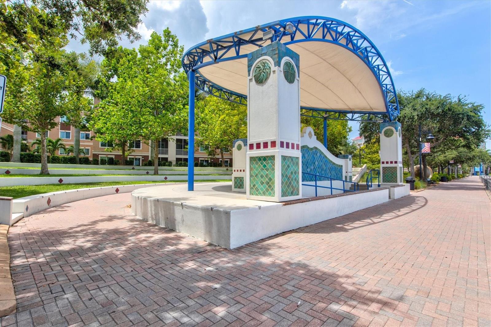808 3RD AVE W #514, BRADENTON, FL, 34205