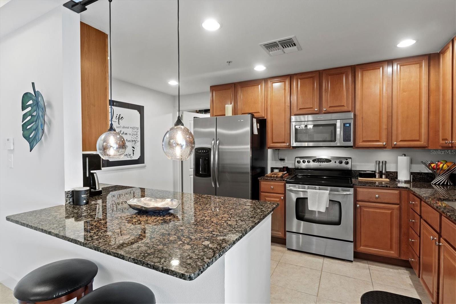 808 3RD AVE W #514, BRADENTON, FL, 34205
