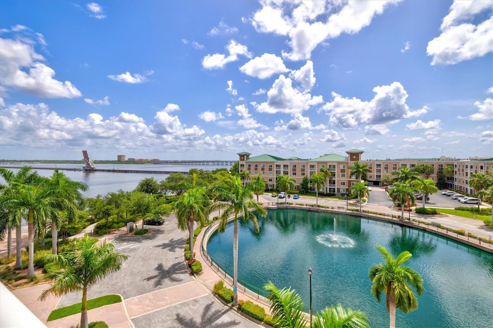 808 3RD AVE W #514, BRADENTON, FL, 34205