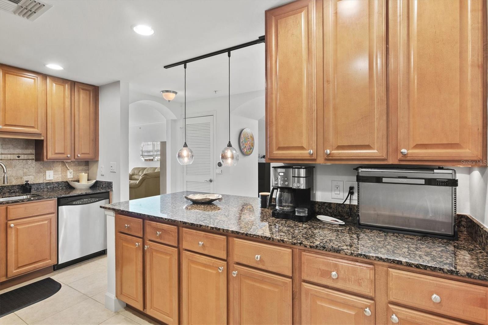 808 3RD AVE W #514, BRADENTON, FL, 34205