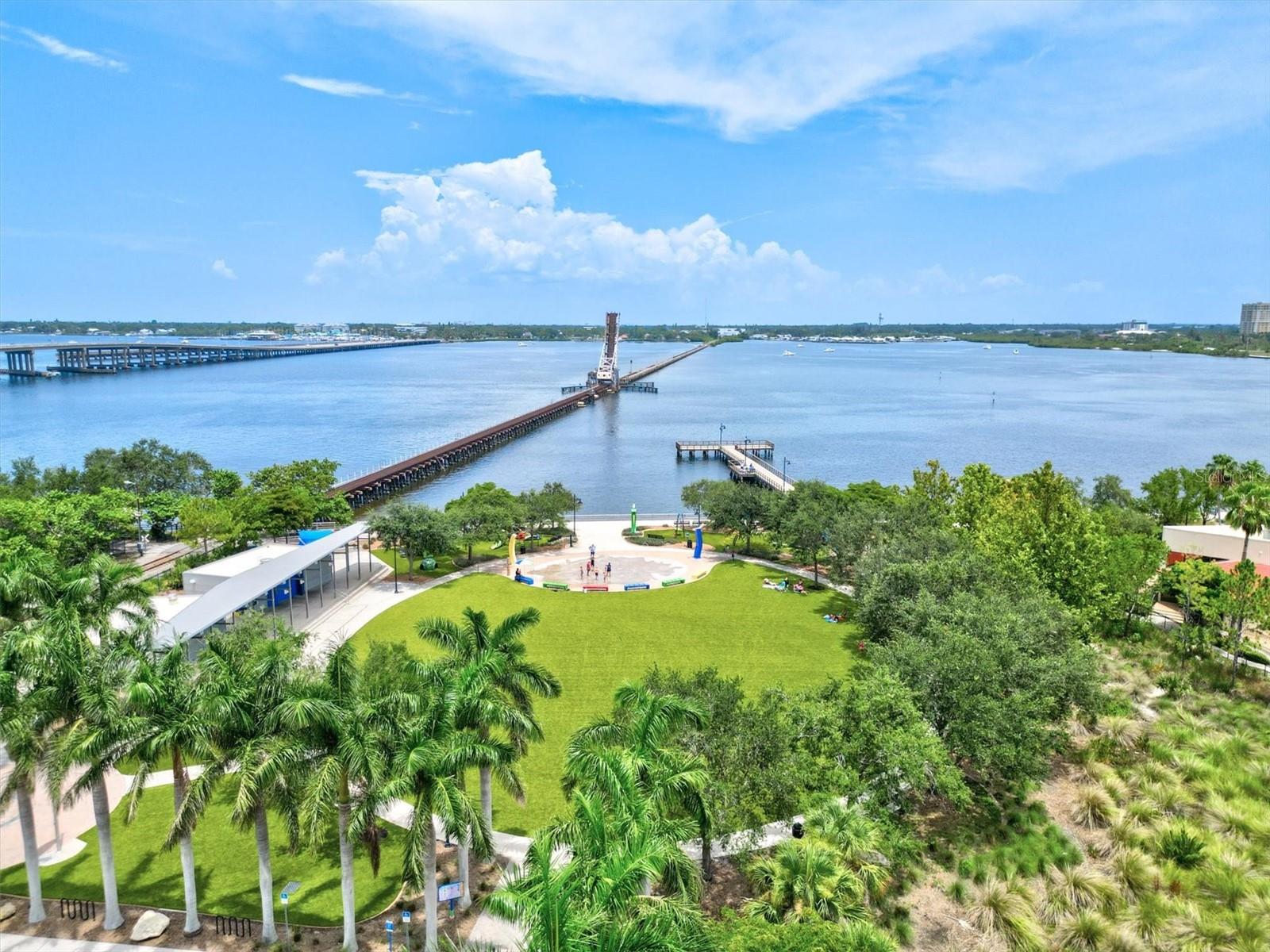 808 3RD AVE W #514, BRADENTON, FL, 34205