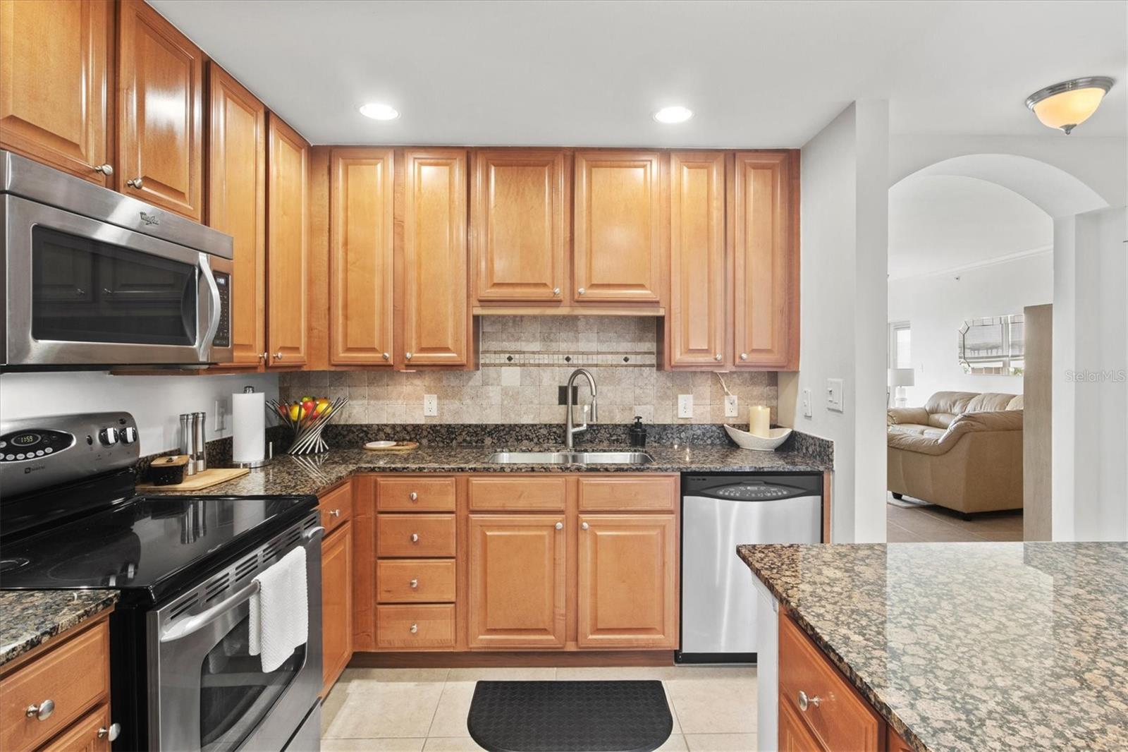 808 3RD AVE W #514, BRADENTON, FL, 34205